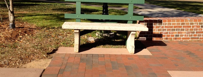 The FSU Kissing Bench is one of Tallahassee, FL.
