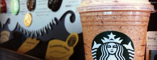 Starbucks Coffee is one of Tempat yang Disukai خورخ دانيال.
