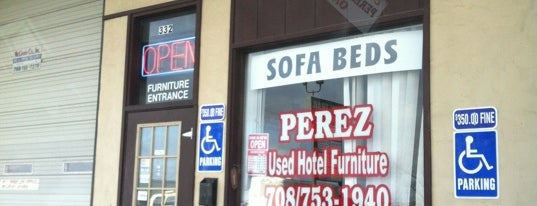 Perez Furniture is one of Lugares favoritos de Steve.