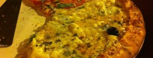 Fratelli Pizzas e Crepes is one of Barbara'nın Kaydettiği Mekanlar.