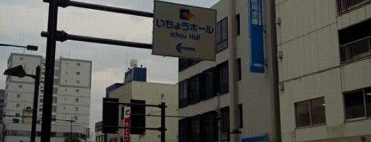 Seibu Shinkin Bank is one of 西武信用金庫.