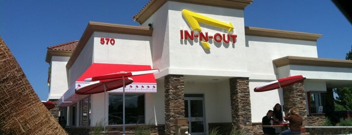 In-N-Out Burger is one of Orte, die Rik gefallen.