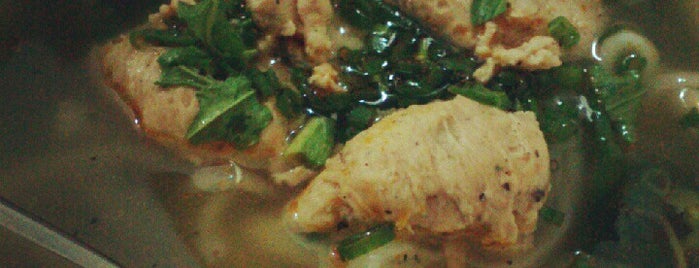 Món Ăn Huế O Nhớ is one of Quán ăn ở Sài Gòn.