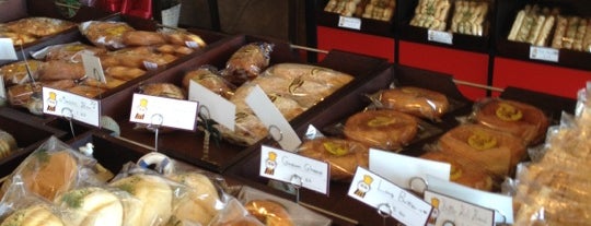 L'epid'or is one of Pastries, Donuts, etc..