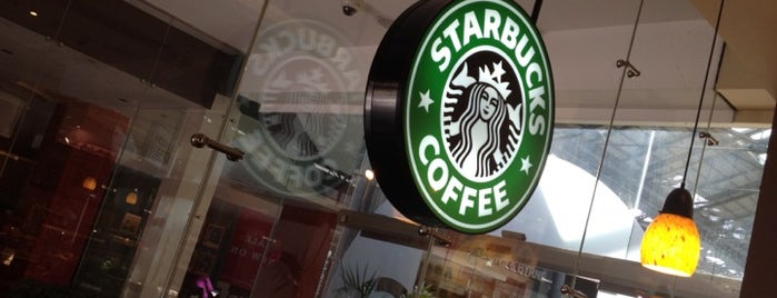 Starbucks is one of Tempat yang Disukai Will.
