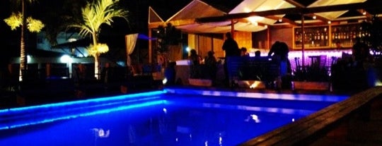 One Lounge is one of Melhores lugares que fui.