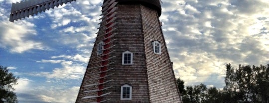 Danish Windmill is one of Iowa.