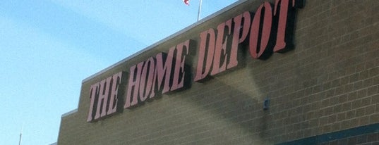 The Home Depot is one of Locais curtidos por Mark.