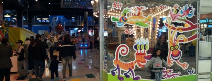 Playland is one of Katiaさんのお気に入りスポット.