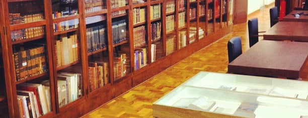 Biblioteca Mário de Andrade is one of 100+ Programas Imperdíveis em São Paulo.