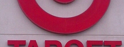 Target is one of สถานที่ที่ Beth ถูกใจ.