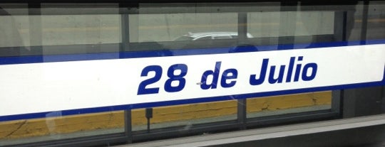 Estación 28 de Julio - Metropolitano is one of Tempat yang Disukai Esteban.