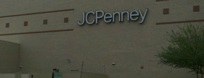 JCPenney is one of Lugares favoritos de Phil.