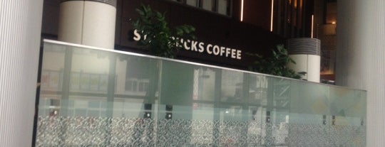 Starbucks is one of 渋谷カフェ.