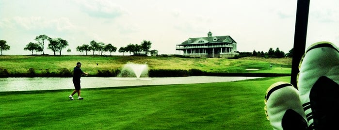 Neshanic Valley Golf Course is one of pscx'ın Kaydettiği Mekanlar.