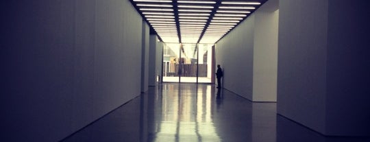 White Cube is one of London: galleries & museums.