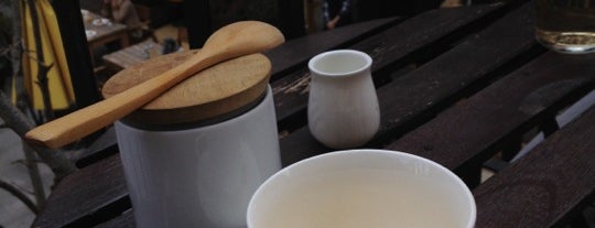 Nap Café is one of 上海咖啡.