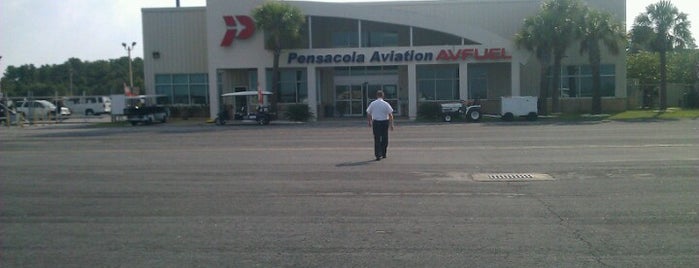 Pensacola Aviation Center is one of Locais curtidos por Michael.