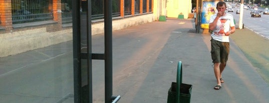 Остановка «ДК Москворечье» is one of Наземный общественный транспорт (Остановки).