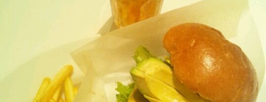 DexeeDiner is one of Burger Joints at East Japan2.