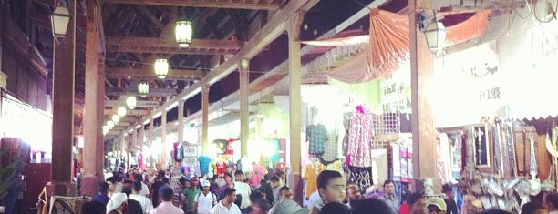 Textile Souk is one of สถานที่ที่ Omar ถูกใจ.