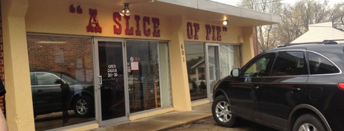 A Slice of Pie is one of Lugares favoritos de Eric.