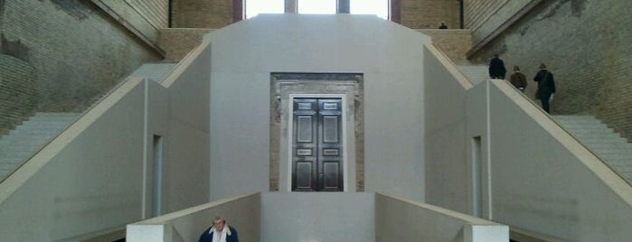 Neues Museum is one of Berlin Maybe.