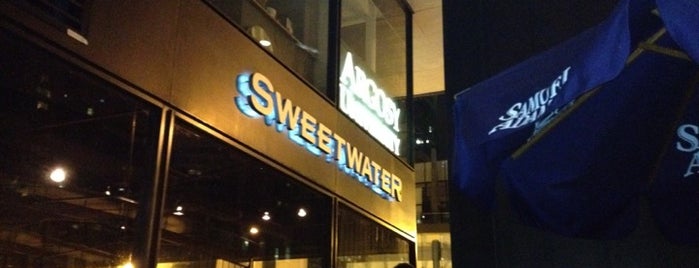 Sweetwater Tavern & Grille is one of Posti che sono piaciuti a Mark.