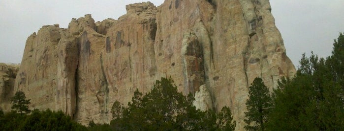 El Morro National Monument is one of The Travelerさんのお気に入りスポット.