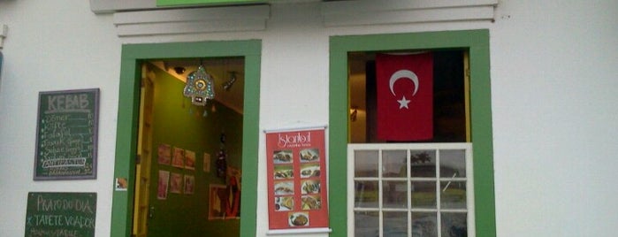 Istanbul is one of สถานที่ที่ Rafael ถูกใจ.