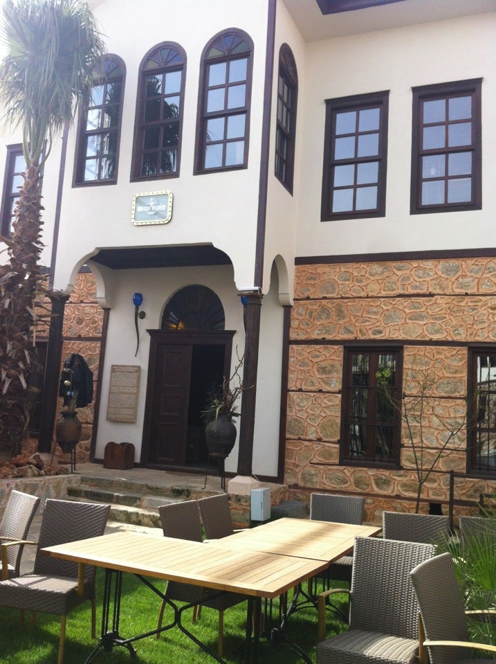 restaurant