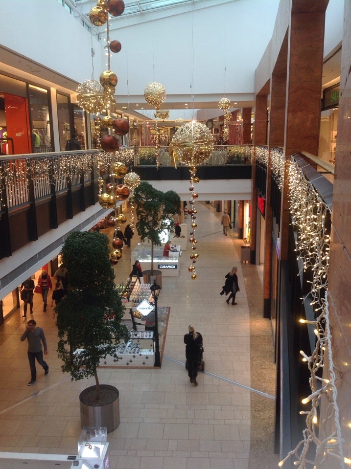 shopping-mall