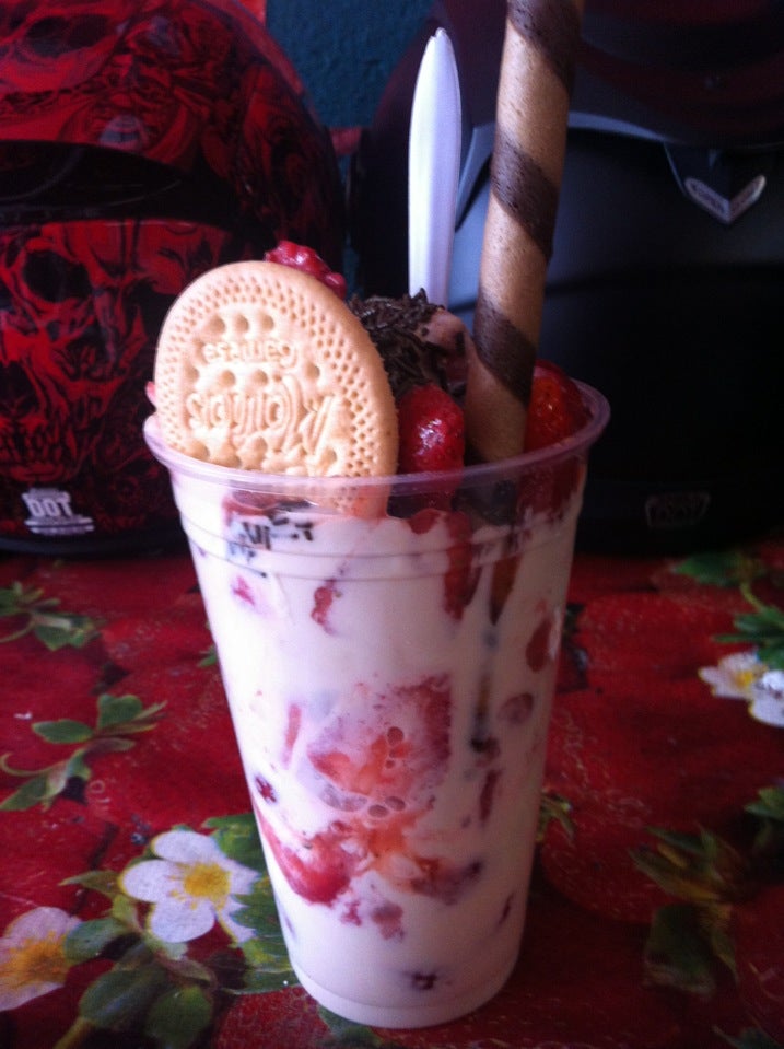 dessert-shop