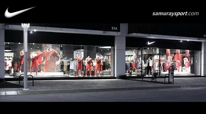 sporting-goods-shop