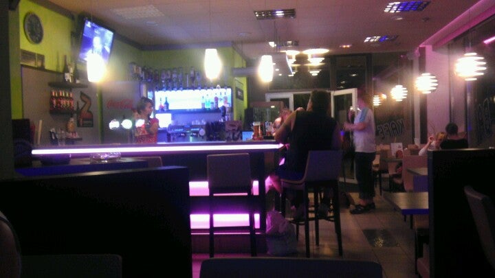 bar