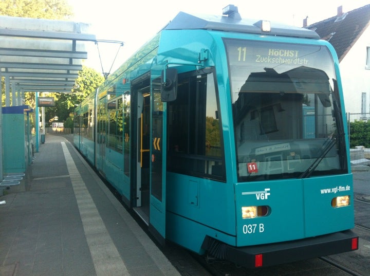 tram-station