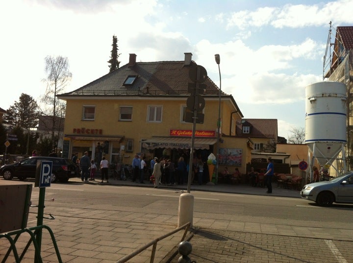 ice-cream-shop