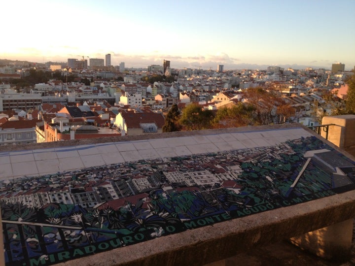 Miradouro do Monte Agudo, Lisbon (+351 21 812 0654)