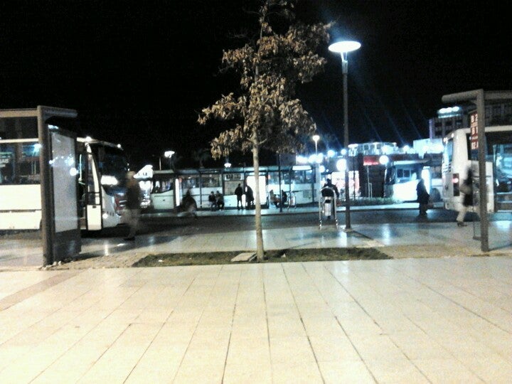 bus-station