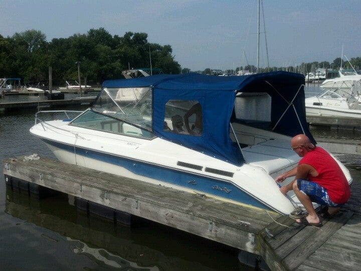harbor-marina