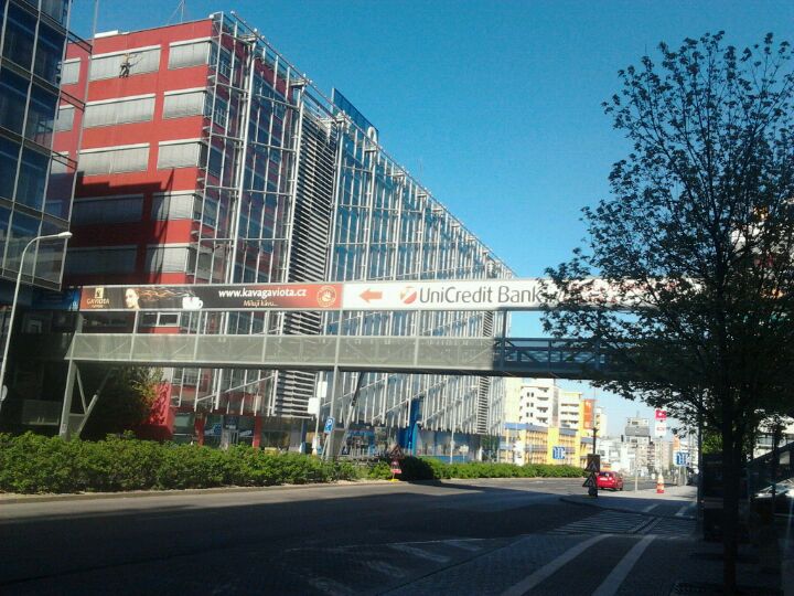shopping-mall