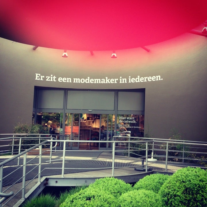 clothing-store