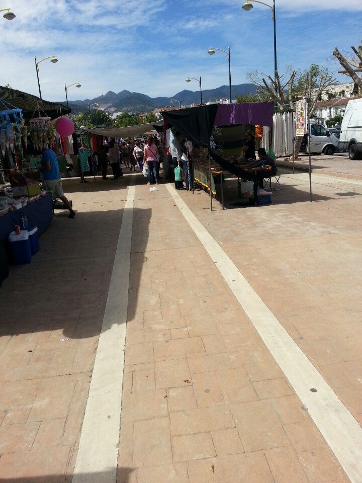 flea-market