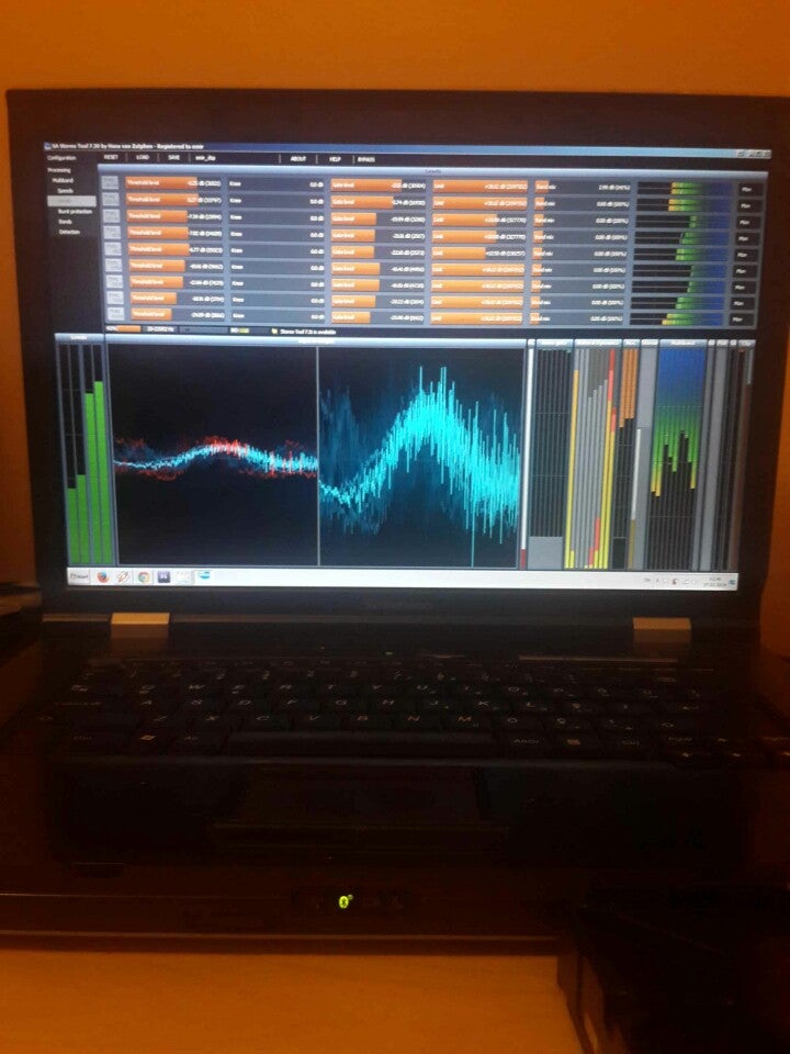 radio-station