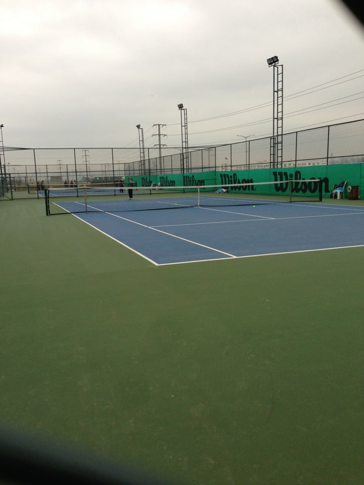 tennis-court