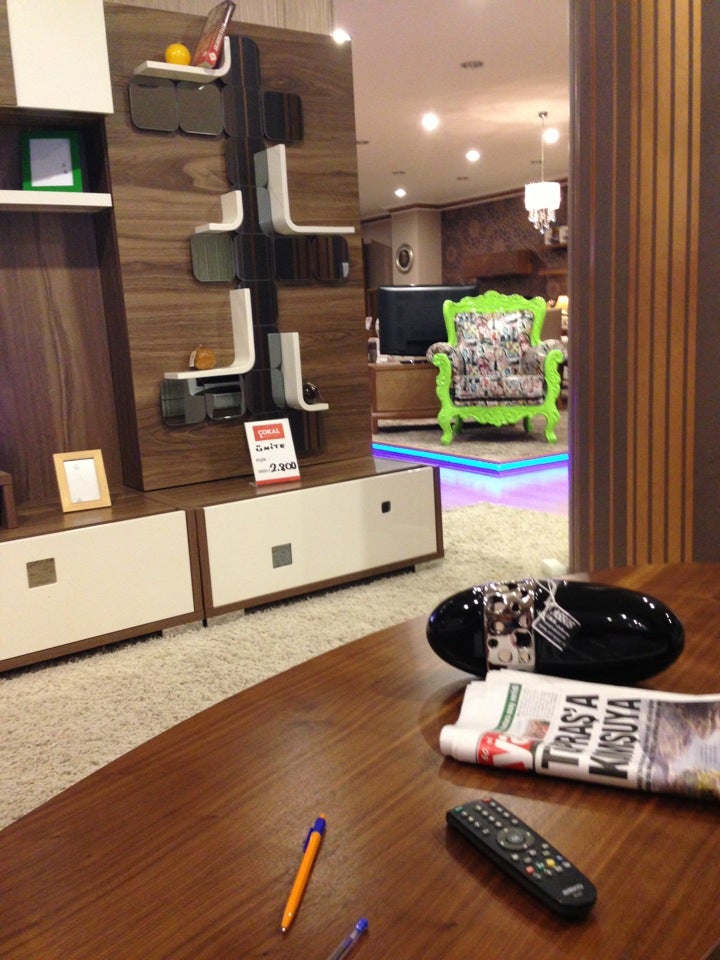 furniture-home-store