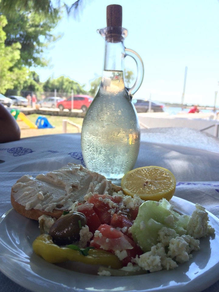 fish-taverna