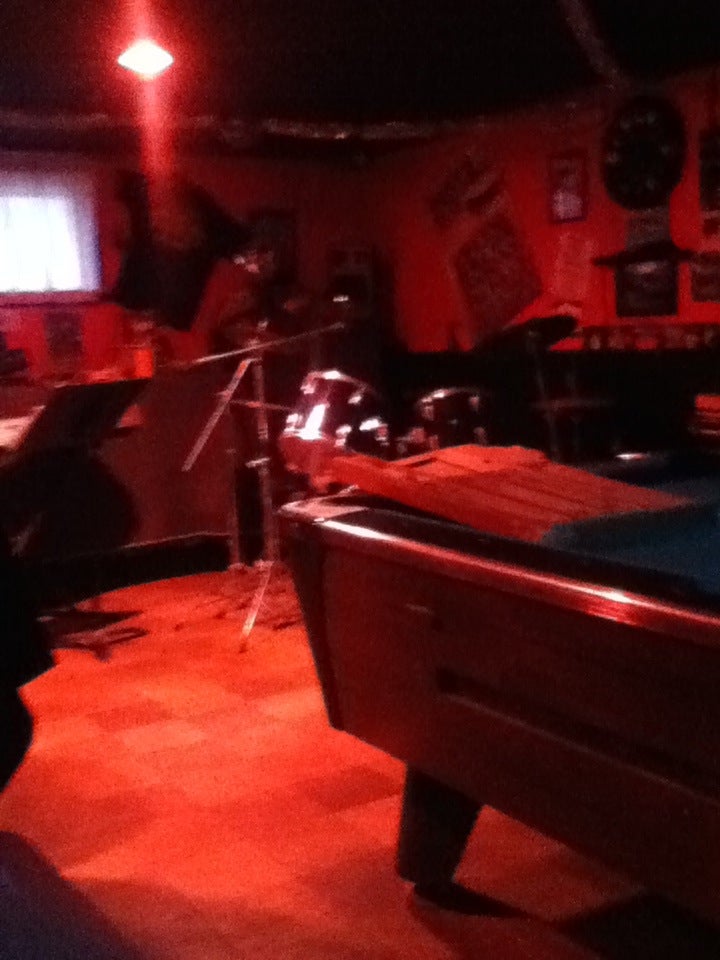 bar