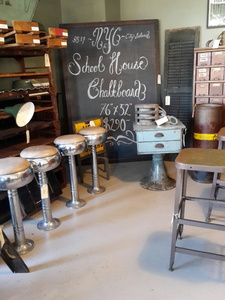antique-shop