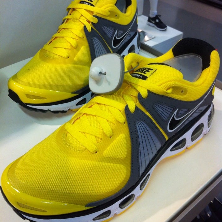 castel romano outlet nike